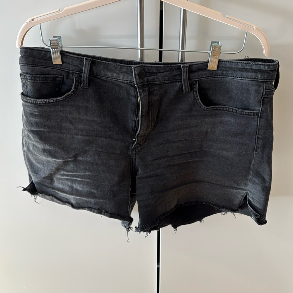 Joes jeans shorts size 32